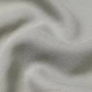Chándal ligero y sencillo diseñado para un movimiento fácil con tela suave, transpirable, cómodo y de ajuste relajado, ideal para uso diario. - Product Image 6