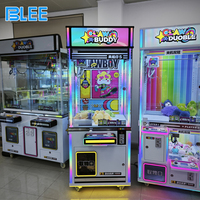 Machine à griffes d'arcade à monnayeur avec joystick, lumières LED arc-en-ciel et roues