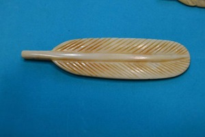 Handmade High Quality Eco-Friendly Intricate Carvings Buffalo Bone Horn Antique Customizable Natural <b>Crafts</b> Necklace 8cm - Product Image 5