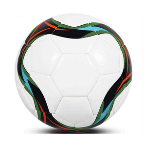 Ballon de football blanc CORE FIELD taille 5, durable, cousu à la main, écologique, léger, pour entraînement et matchs - Product Image 3