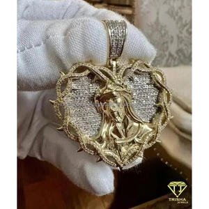 Pendentif de bijouterie religieuse de créateur avec finition polie et style streetwear hip-hop de luxe - Product Image 2