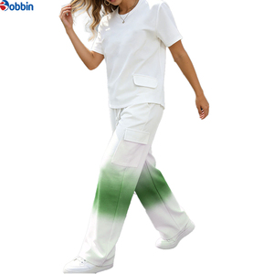 Ensemble décontracté 2 pièces personnalisé pour femme : pantalon cargo blanc dégradé et haut tricoté à manches courtes col rond coupe ample – Printemps/Été - Product Image 3
