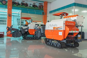 Cosechadora Combinada Diésel DC70 PRO 70HP, Modelo 2026, la Más Vendida, Máquina Agrícola de Alta Resistencia y Alta Productividad - Product Image 3
