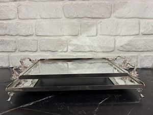 Rectangular Metal Storage Tray With <b>Mirrored</b> Finish Classic Design For <b>Table</b> Use Polished Surface Single Tier - Product Image 4