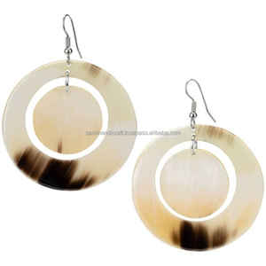 Pendientes Únicos Hechos con Cuerno de Búfalo Natural, Certificados por IGI, Regalo Clásico de Lujo para Mujer, para Fiestas y Eventos, de la India - Product Image 3
