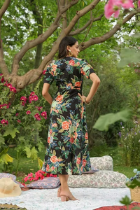 Robe élégante en coton tissé écologique avec imprimé floral, options sans manches ou à manches courtes pour femmes, mode estivale - Product Image 3