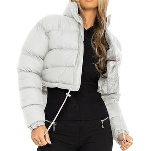 Veste bouffante d'hiver imperméable pour femmes, veste polaire confortable pour femmes de conception professionnelle fabriquée en usine, vente à chaud personnalisée - Product Image 2