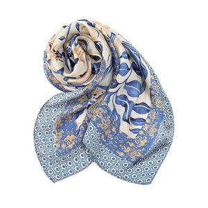 Bandana pour femme en satin, style unique, décontracté, fabriqué au Pakistan, respirant, avec design personnalisé, en vente en ligne - Product Image 3