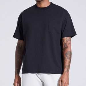 เสื้อยืดโอเวอร์ไซส์สีดำคุณภาพสูงสำหรับผู้ชาย IOTA SPORTS ขายส่ง เสื้อยืดผ้าฝ้าย 100% พิมพ์ลายโลโก้แบบพัฟฟ์ตามสั่งสำหรับผู้ชาย - Product Image 3
