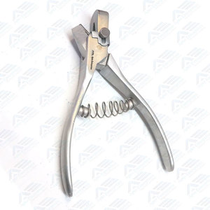 Mejor Cortador de Orejas para Corderos y Ovejas, de Acero Inoxidable, 7.5 Pulgadas, Doble Forma de U, para Ganado, de Apto Enterprises - Product Image 2