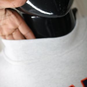 Sweat-shirt à col montant gris cendré Auburn 100% coton, broderie appliquée bleu marine, demi-zip CLUSH SPORTS Hiver - Product Image 6