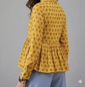 เสื้อครอปแฟชั่นผู้หญิงขายดี สไตล์ฤดูร้อน ทรงเข้ารูป กระชับรูปร่าง เหมาะสำหรับใส่ลำลอง คุณภาพดี แต่ดูดีมีระดับ - Product Image 4