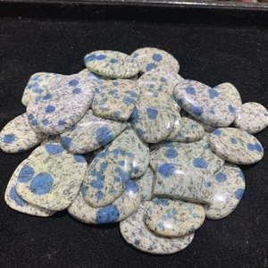 พลอยหลวมธรรมชาติที่ได้รับการรับรองจาก Rida K2จุดสีขาวและน้ำเงิน - Product Image 3