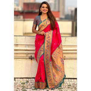 Sari en soie Paithani Yeola élégant et réversible, avec micro-décorations Meenakari contrastantes, tissé en Zari rose, séchage rapide, pour fêtes, style Asie, de la collection Elite Weaves - Product Image 4
