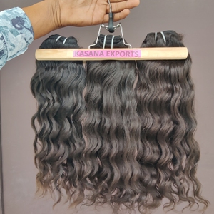 เครื่องจักรผลิตผมแท้จากวัดอันดราปัฎษฐ์ แบบ Double Weft ลอนลึก สีธรรมชาติ ผมอินเดียแท้แบบ Remy น้ำหนัก 100 กรัม แบบคลิปอิน - Product Image 6
