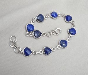 Bracelet à breloques en forme de cœur en lapis-lazuli, argent sterling 925 plaqué or, pierres précieuses facettées, fait main, bijoux ethniques élégants pour femmes - Product Image 1