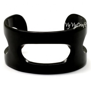 VC56 Bracelet de mode élégant Bracelet en corne de buffle accessoire bijoux - Product Image 1