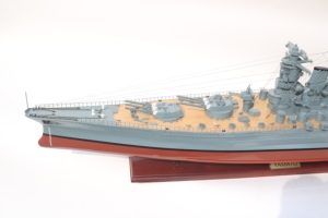 Modèle de voilier en bois fait main YAMATO, personnalisé, objet d'art antique, thème océanique, sur pied, pour table, Ho Chi Minh City - Product Image 4