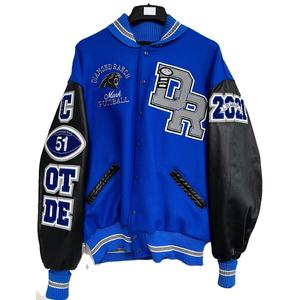 เสื้อแจ็กเก็ตผ้ากำมะหยี่สำหรับผู้ชายผ้าขนแกะสีน้ำเงินเข้มพร้อมแขนหนังสีดำตามสั่ง - Product Image 1