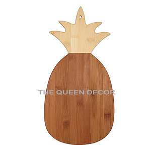 เขียงชีสไม้ไผ่รูปสี่เหลี่ยมผืนผ้าขัดเงาอย่างดี พร้อมอุปกรณ์ครัวสแตนเลสแท้ ขายส่ง - Product Image 6