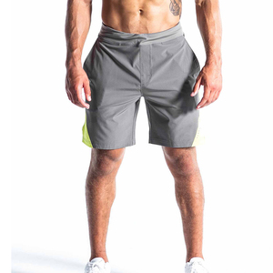 Pantalones Cortos Negros Elegantes para Hombre, Corte Medio, Cierre con Cremallera y Botón, Cuatro Bolsillos, Cintura con Cinturón, Diseño Sólido, Corte Regular - Product Image 4