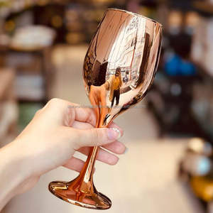 Tasse en cuivre avec couvercle Mule Mug Pur Cuivre Cuisine Bouteilles d'eau potable de table pour l'eau bouillante Vente d'exportation de l'Inde - Product Image 1