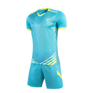 ชุดฟุตบอลสั่งทำคุณภาพสูง ดีไซน์พิเศษ แห้งเร็ว ระบายอากาศได้ดี น้ำหนักเบา ปรับแต่งชื่อและหมายเลขทีมได้ - Product Image 1