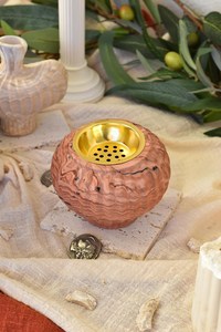 Classic Arabic Mabkhara Mango Wood Bakhoor Burner with Carved Design Charcoal Holder Luxury Home Fragrance Accessory - Product Image 6