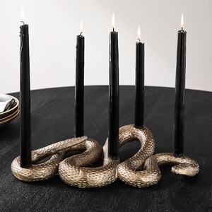 Candelabro de metal de lujo con forma de serpiente, estilo cobra, base en espiral, para velas cónicas, adorno decorativo, nuevo diseño con boca de serpiente - Product Image 3