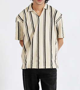 Chemise décontractée pour hommes en tissu performant respirant, imprimée brodée, impression numérique, pour le golf, le bureau, uniforme, manches courtes, vente en gros - Product Image 1