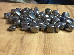 Pierres de pyrite de quartz naturel de haute qualité Feng Shui et Love Style approvisionnement en gros en vrac pour la guérison des pierres précieuses en cristal - Product Image 2