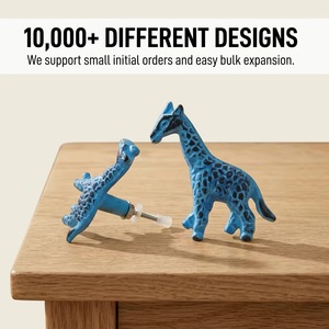 Poignées de tiroir modernes et durables en forme de girafe bleue pour armoires de cuisine et d'hôtel, installation facile - Product Image 3