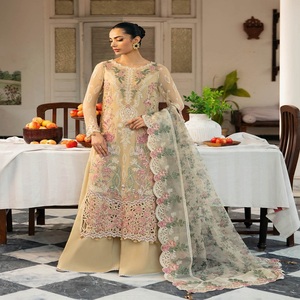 Ensemble de 3 pièces Ramsha Volume Dastak en mousseline de soie, longueur ras du sol, sans plis, style ethnique moderne, pour femmes, par les créateurs pakistanais et indiens - Product Image 5