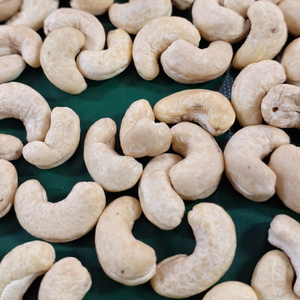 Producto Popular 2026: Nueces de Anacardo a Granel SANTIGO (Noix De Cajou) - Respuesta Rápida - Product Image 1