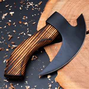 Cortador de Pizza Estilo Hacha Industrial Hecho a Mano, Rebanador de Acero Inoxidable con Hoja Negra y Mango de Madera, Herramienta de Cocina Creativa, Regalo - Product Image 1