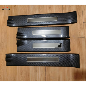 Plaque <span class=keywords><strong>de</strong></span> <span class=keywords><strong>seuil</strong></span> <span class=keywords><strong>de</strong></span> <span class=keywords><strong>porte</strong></span> interne en gros pour Fortuner 2016-2023, ABS couleur carbone, pédale <span class=keywords><strong>de</strong></span> bienvenue, accessoires <span class=keywords><strong>de</strong></span> garniture automobile - Product Image 4