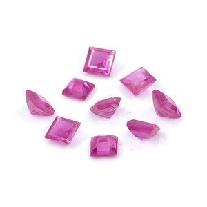 Rubis naturels de Bangkok, carrés calibrés de 4 mm, pierres précieuses de rubis naturelles facettées, prêtes à l'emploi pour la fabrication de bijoux - Product Image 1