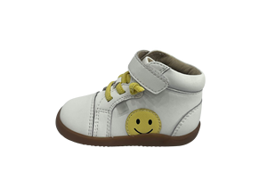 Chaussures montantes unisexe pour bébé en cuir véritable avec motif visage, fermeture à lacets, soutien de la voûte plantaire, semelle en caoutchouc antidérapante, blanches - Product Image 3