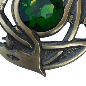 Broche celtique écossaise motif écossais avec pierre verte, finition antique, 3,25 pouces - Product Image 6
