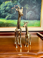 Figurine de girafe en laiton poli de style vintage et moderne, décoration d'intérieur personnalisable, artisanat animal de haute qualité, objet de collection