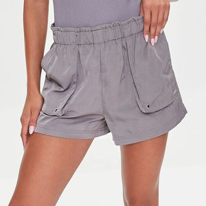 Conjunto de Chaqueta Cortavientos y Pantalones Cortos de Dos Piezas para Mujer, con Sudadera con Capucha de Manga Larga, Resistente al Viento, Talla Grande, 100% Nailon, Ropa Deportiva - Product Image 3