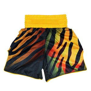 Pantalones cortos de Muay Thai para hombre, shorts de boxeo, shorts de gimnasio, shorts de MMA, shorts personalizados al por mayor, shorts de boxeo de Muay Thai con abertura lateral. - Product Image 3