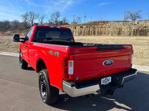 รถกระบะ HEY-2019 F-250 Super Duty 4x4 XL 2 ประตู แบบเรกูลาร์แค็บ กระบะ 8 ฟุต มือสอง เบาะหนัง พวงมาลัยซ้าย กล้องมองหลัง ไฟหน้า LED - Product Image 4