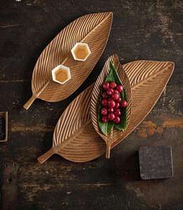 Assiette ovale créative en noyer, ensemble de vaisselle, assiettes en bois massif pour fruits et viandes, assiette à thé en bois naturel sculptée à la main - Product Image 1