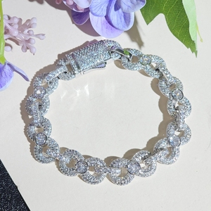 Cadena Cubana de Plata 925 con Moissanita VVS de Lujo, Joyería Hip Hop, Cadena Cubana con Incrustaciones de Moissanita para Hombres y Mujeres - Product Image 4