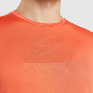 T-shirt de sport en maille douce et confortable, coupe ajustée, manches courtes, respirant, écologique, pour la salle de sport, la course à pied et le fitness quotidien - Product Image 5