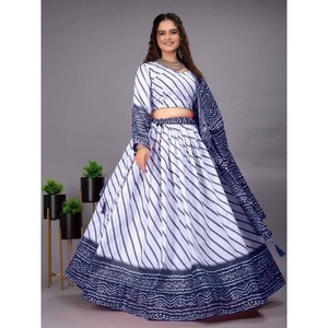 HOJA DE ALGODÓN PARA BODA & ESTAMPADO ZARI LEHENGA CHOLI CON DUPATTA AZUL MARINO - Product Image 1