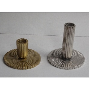 Bougeoir conique en aluminium de style vintage lot de 2 pièces en laiton et finition argentée décoration de Noël décoration d'intérieur artisanat en métal - Product Image 5