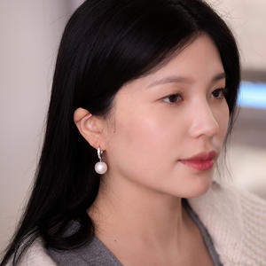 Boucles d'oreilles pendantes en perles naturelles de 925, fabrication artisanale exquise, double perle avec tempérament, forme impeccable de 8 à 10 mm - Product Image 2