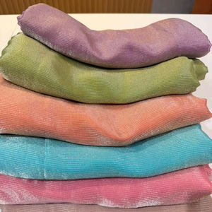 Saris en satin métallisé polyester/nylon luxueux avec finition brillante, style uni, tissu tissé de poids moyen pour occasions spéciales - Product Image 1